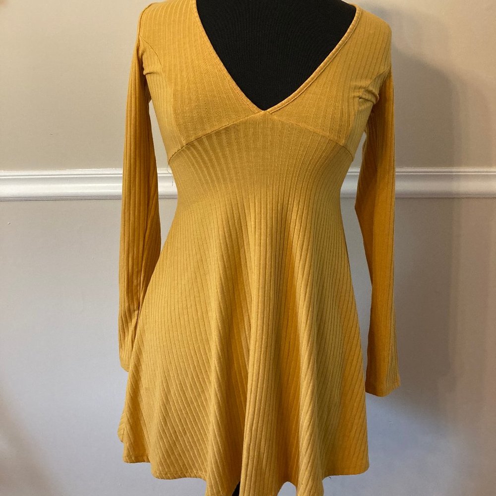 Forever 21 Marigold Long-sleeve Dress